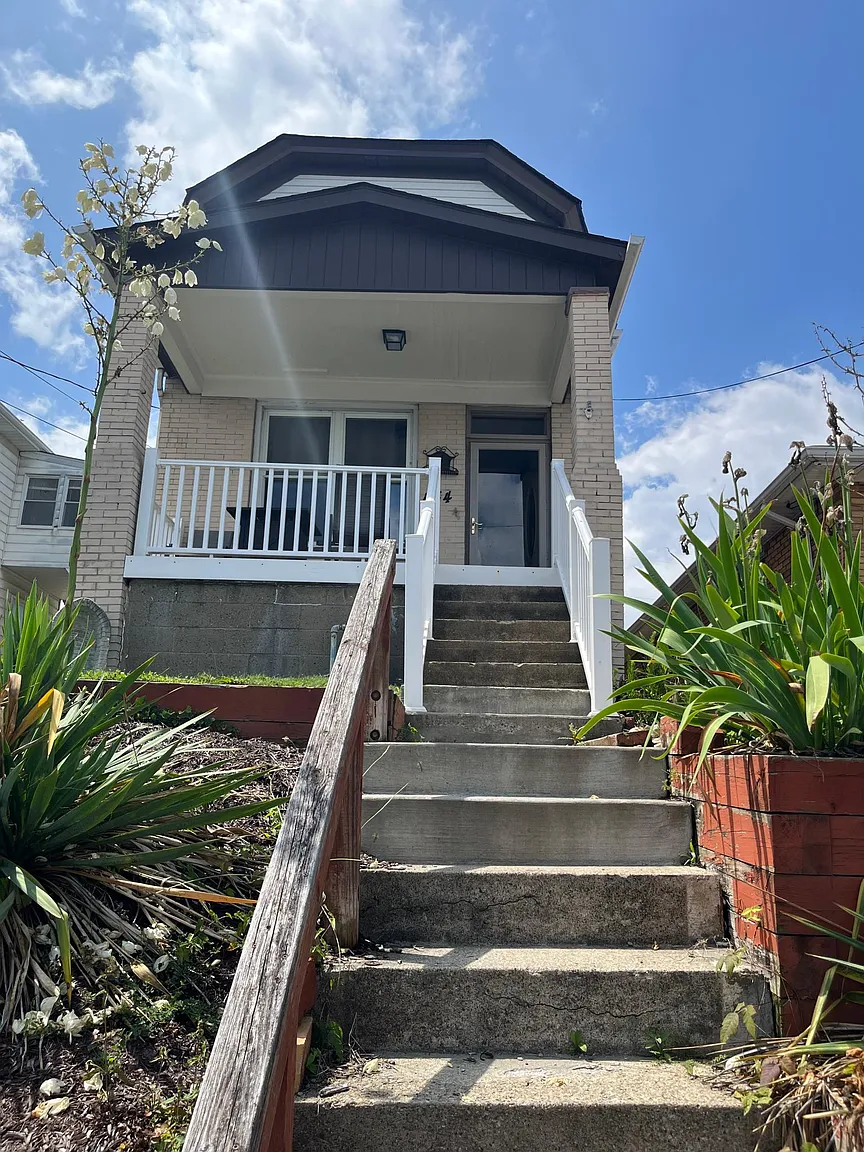 434 Augusta St photo 1