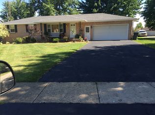 1694 Malone St, Louisville, OH 44641