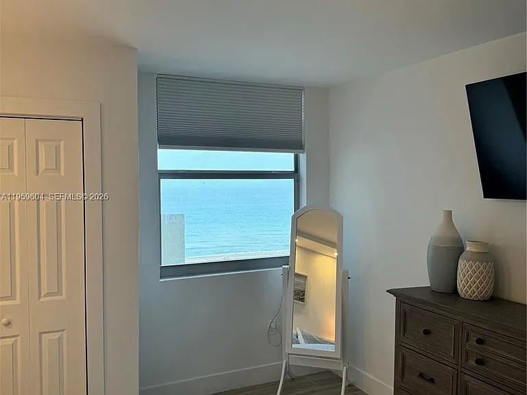 9273 Collins Ave #810 — Photo 4