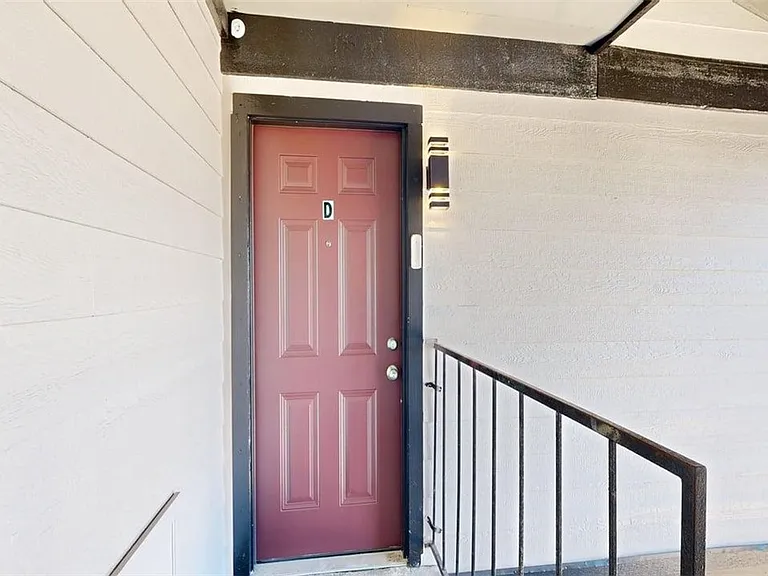 806 Oran Cir #A — Photo 22