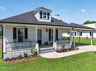 215 White Harbor Rd, Long Beach, MS 39560