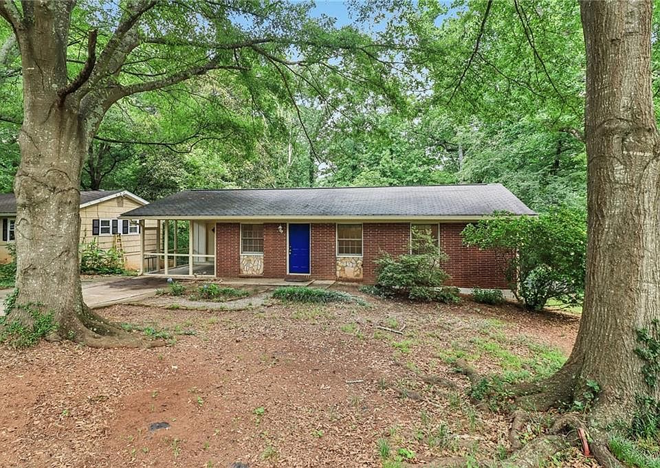 1st image of 923 Verdi Way