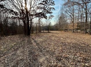 806 Pettijohn Creek Rd, Henry, TN 38231