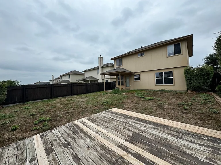 4700 Causeway Ct — Photo 24