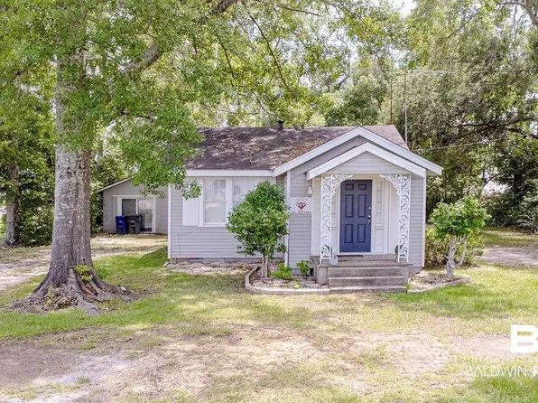 308 E Azalea Ave, Foley, AL 36535