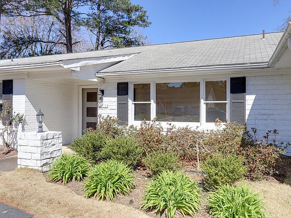 4th image of 2512 Hood Dr