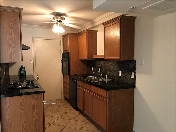 3rd image of 11152 Valley Dale Dr #C