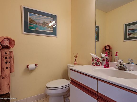 4th image of 1 Ocean Ave APT 9