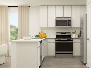 1022 Neyland Dr, Ennis, TX 75172