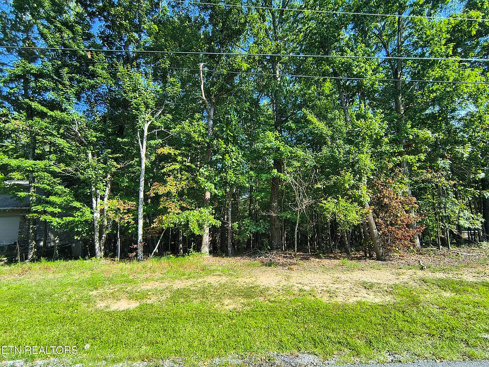 1st image of 117 Exeter Dr