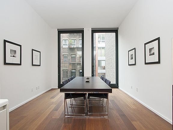 5th image of 40 Bond St APT 5C