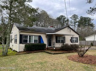 1024 Parsonage St, Elizabeth City, NC 27909
