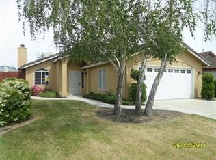 760 12th Ave, Kingsburg, CA 93631