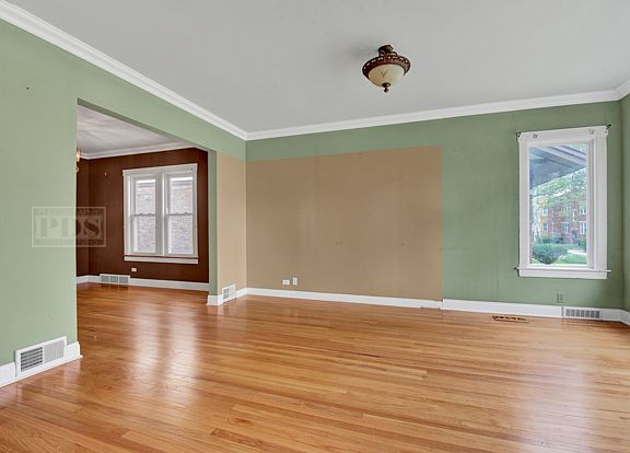 2nd image of 5453 W Berenice Ave