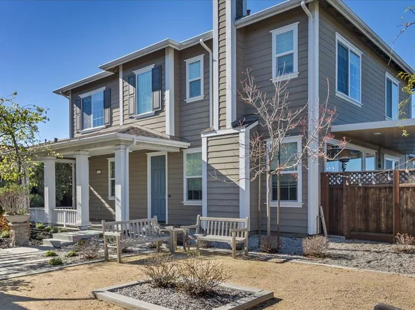 18611 McClellan Cir, Marina, CA 93933