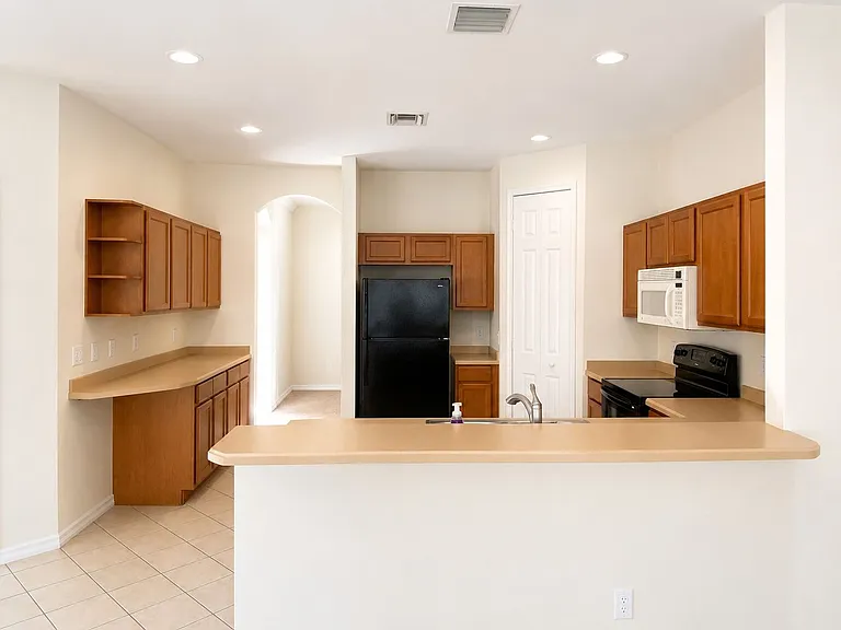 1460 Equinox Cir — Photo 6