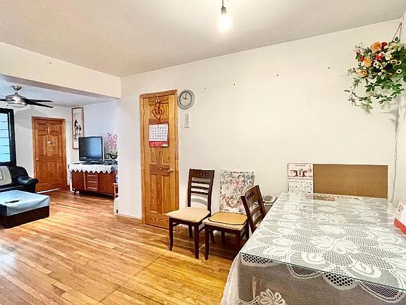 5th image of 29-30 137th St APT 5C