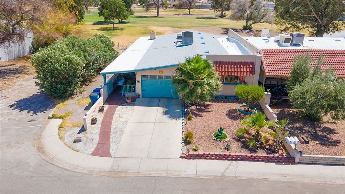 2623 Country Club Dr