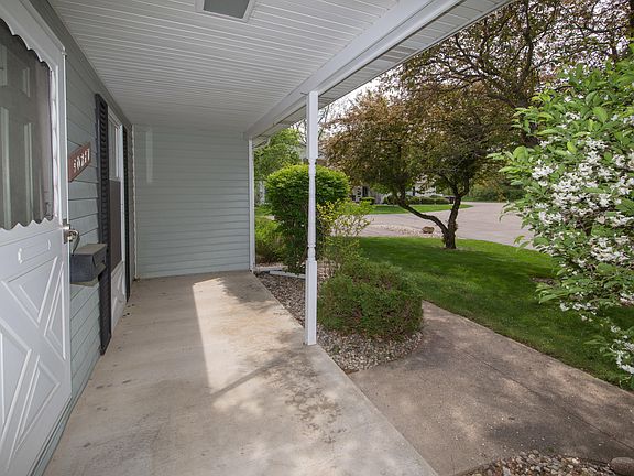 4th image of 10217 Foxhollow Ct