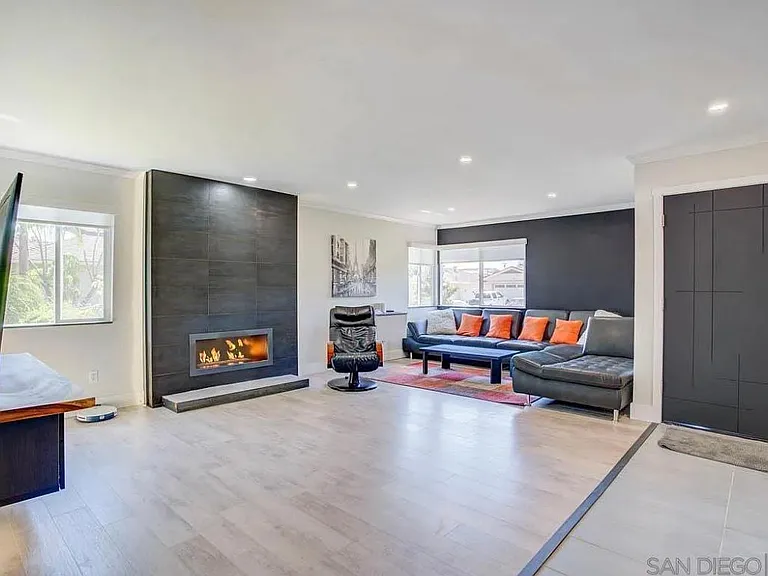 6571 Barnhurst Dr — Photo 12