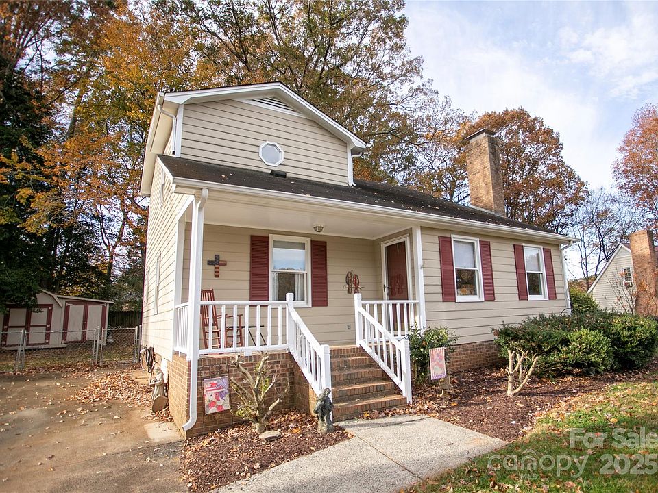 1st image of 3415 Olde Oak Ln