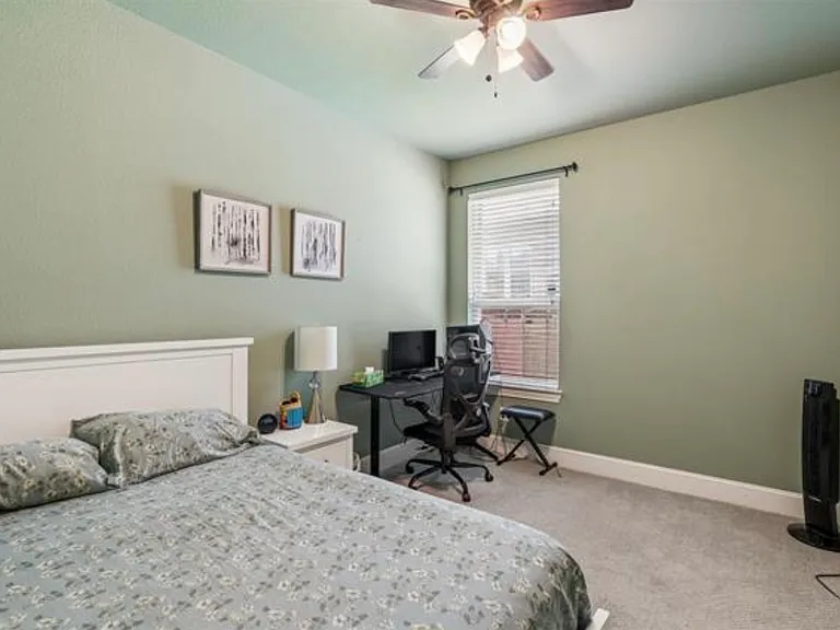 329 Hitch Wagon Dr — Photo 19