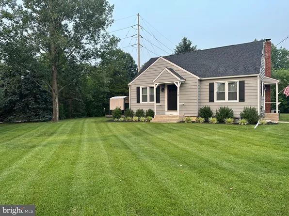 10 Dill Ave, Berlin, NJ 08009