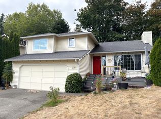 22128 NE 9th Pl, Sammamish, WA 98074