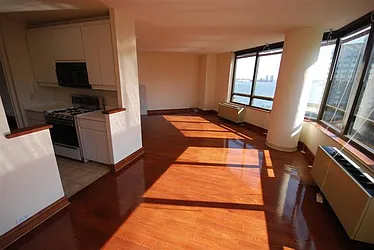 Rented by Luxury Habitat