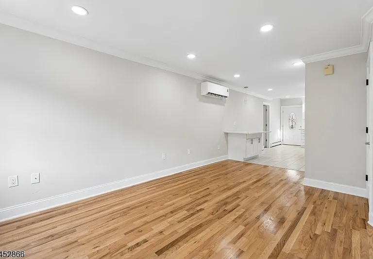57 Greenwood Ave #2 — Photo 4