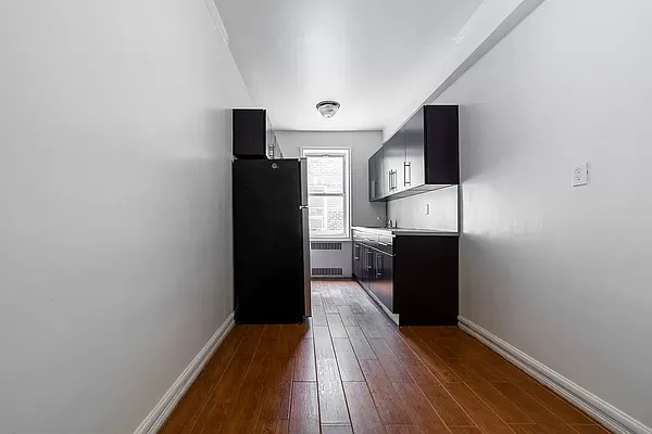 Rented by Joel Scharf, LREB | media 29