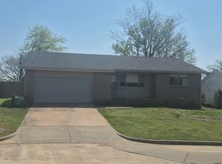 527 N Moccasin Pl, Sapulpa, OK 74066