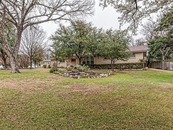 2nd image of 9128 Pin Oak Dr