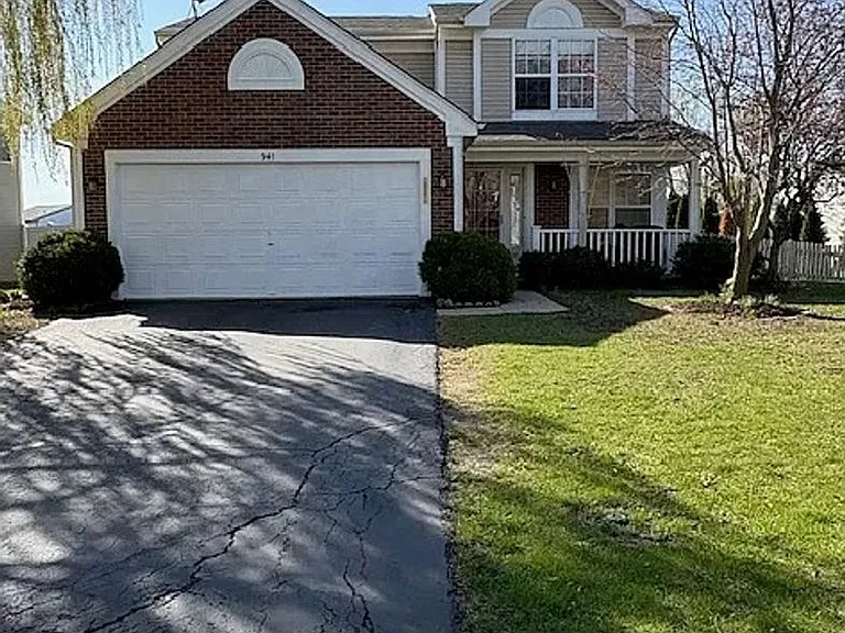 941 Deer Trl — Photo 1