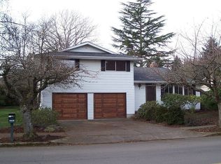 6415 NW Bernie Dr, Vancouver, WA 98663