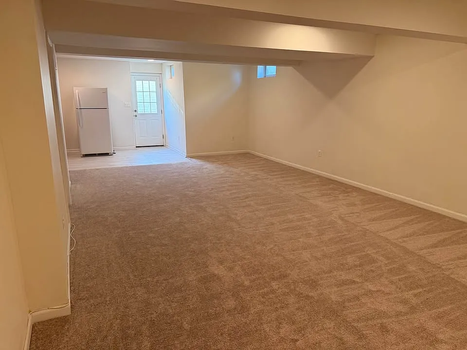 6916 Susquehanna Rd — Photo 3