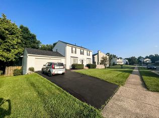 1467 Kingstream Dr, Herndon, VA 20170