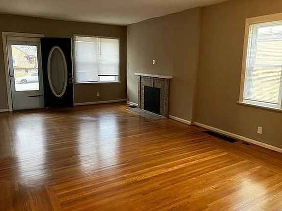 4th image of 1108 Omena Pl