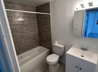 1460 W 101st St, Cleveland, OH 44102