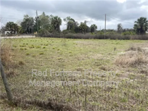 21840 Claytor Rd, Alva, FL 33920