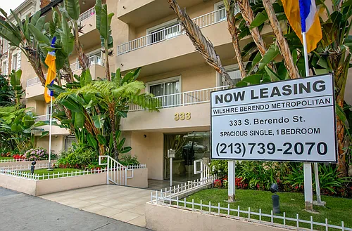 Wilshire Berendo Metropolitan Photo 1