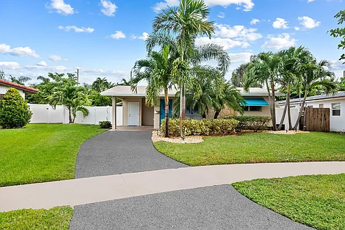2640 NW 9th Ln Photo 1