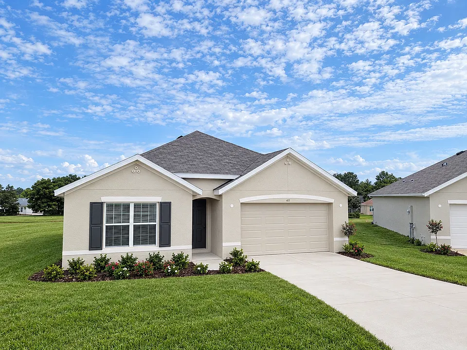 411 W Putting Green Ct