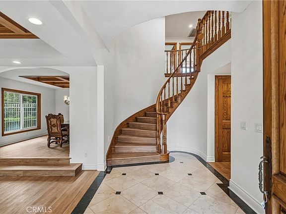 5th image of 1249 Oakhaven Rd