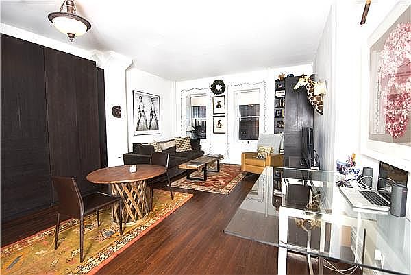 1st image of 227 W 11th St APT 2