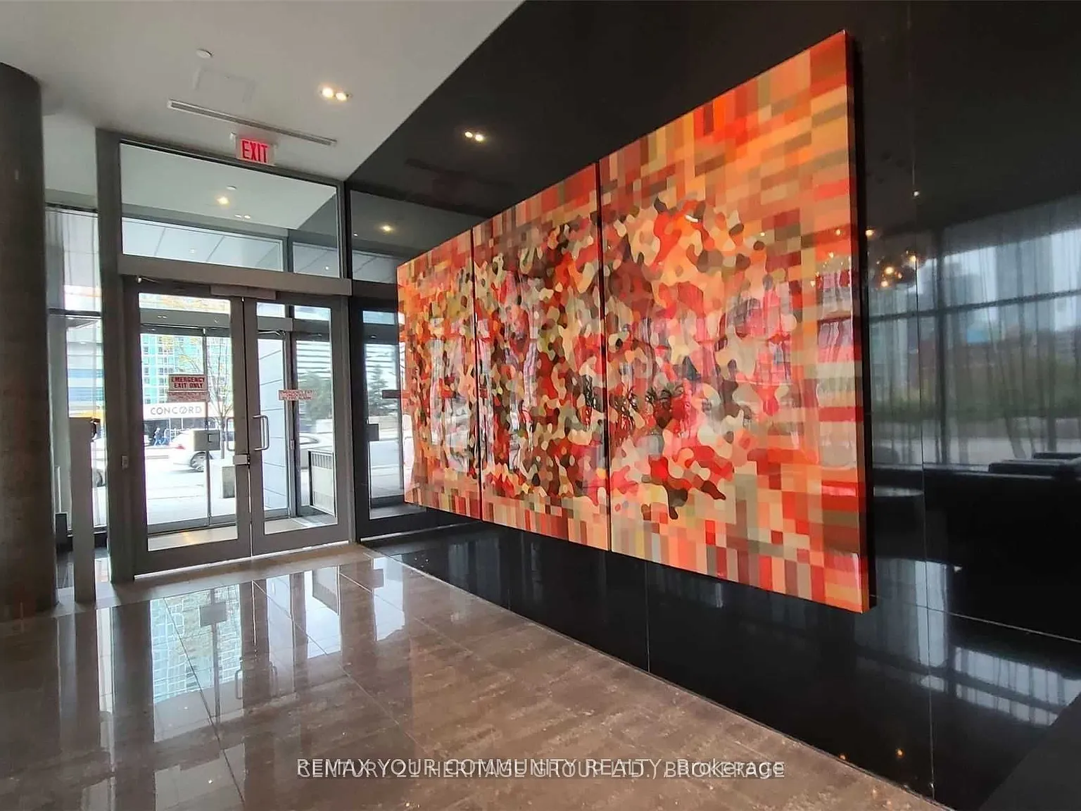 City Place — Photo 3
