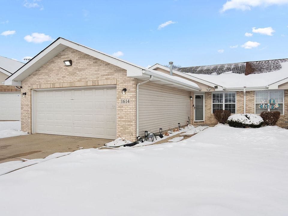 1st image of 1614 Golden Oak Dr