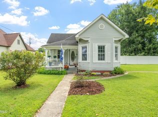422 E Springdale Ave, Knoxville, TN 37917