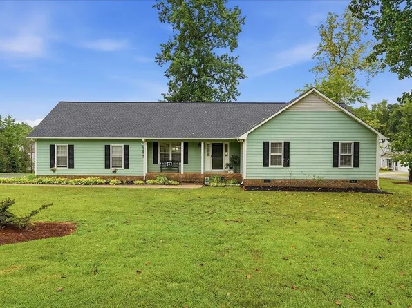 300 Sundance Way, Spartanburg, SC 29302