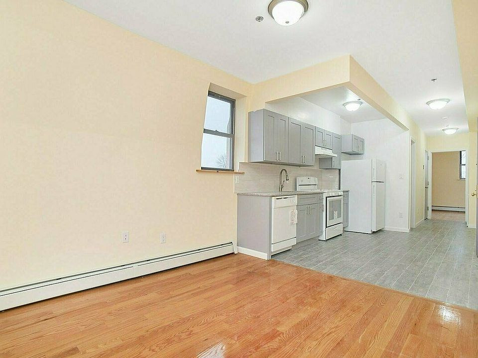1st image of 100-15 34th Ave #3L